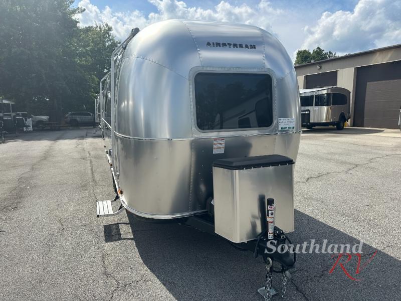 2026 Airstream World Traveler 22RB RV