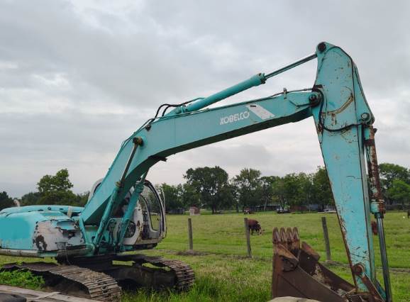 1997 Kobelco SK200LC-5 in Baton Rouge, LA