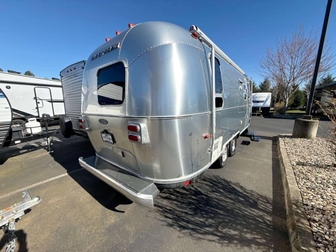 A photo of this 2015 Airstream Flying Cloud
