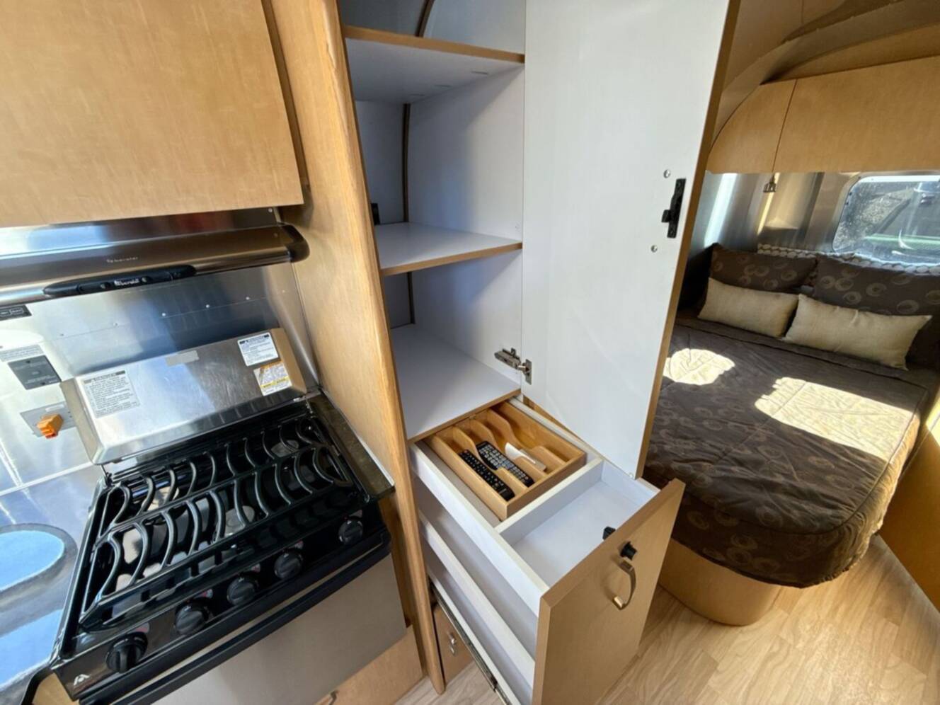 A photo of this 2015 Airstream Flying Cloud