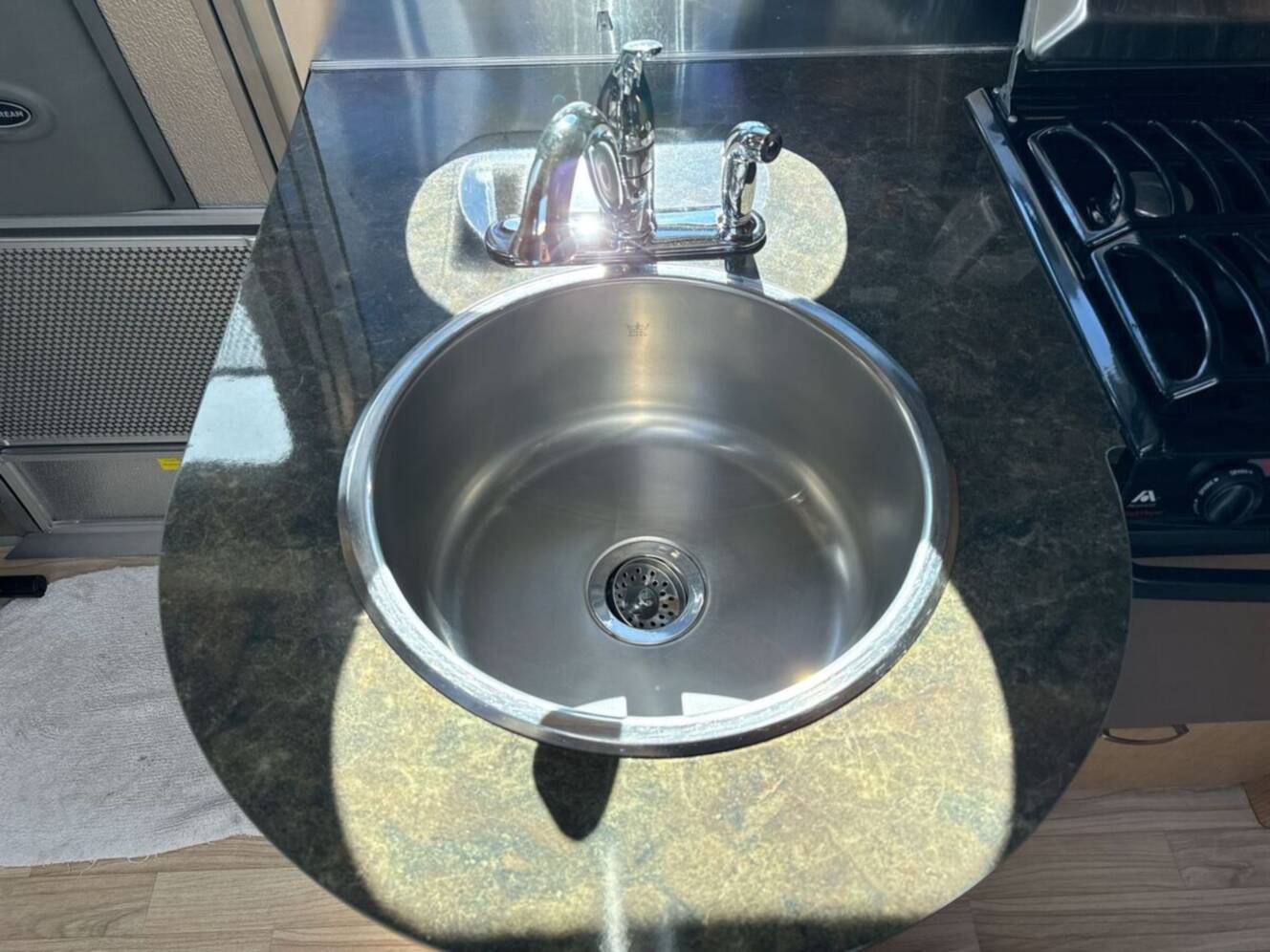 A photo of this 2015 Airstream Flying Cloud