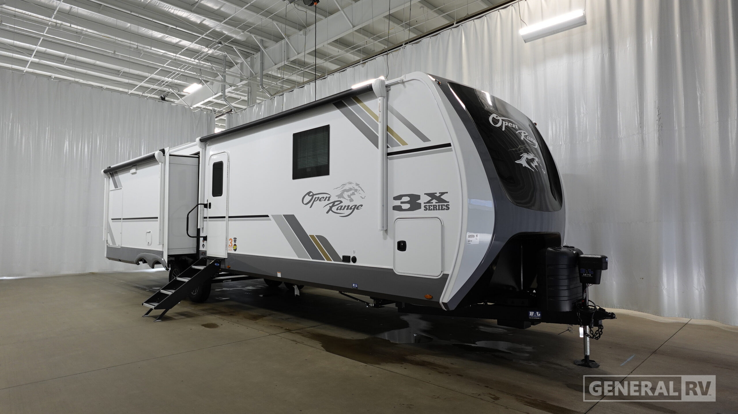 2027 Highland Ridge Rv OPEN RANGE 3X 322RLS in longmont CO
