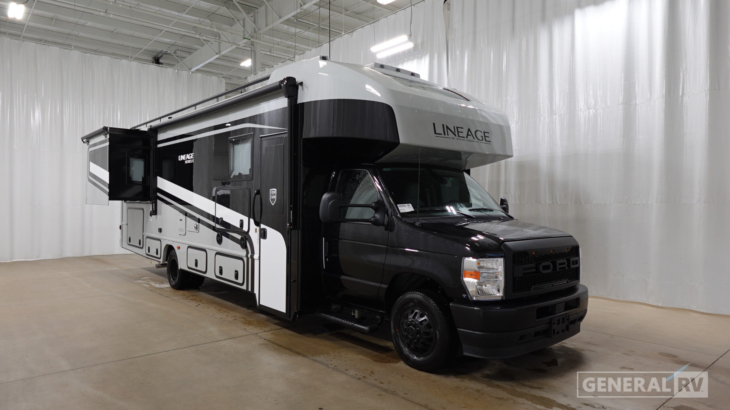 2027 Grand Design LINEAGE SERIES E 30DC in elizabetown PA