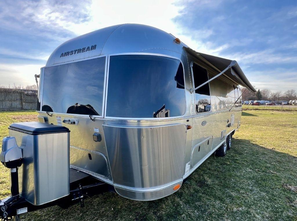 2019 Airstream Flying Cloud 27FB in grand rapids MI
