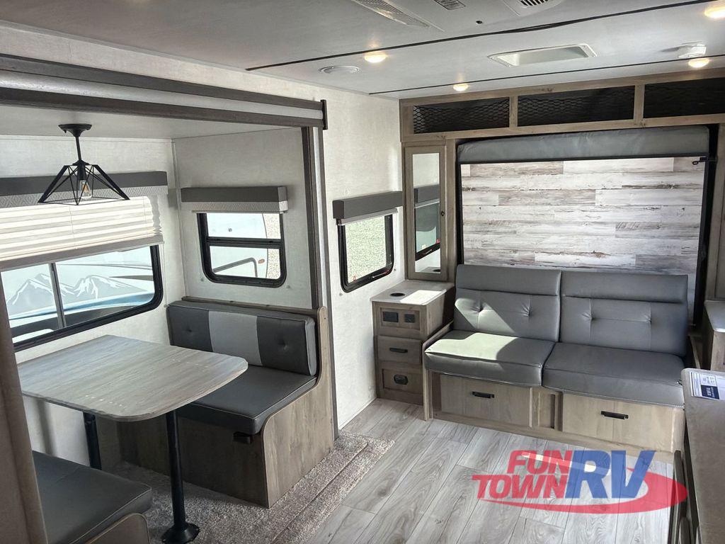 2022 Forest River Rv Surveyor Legend 203RKLE RV