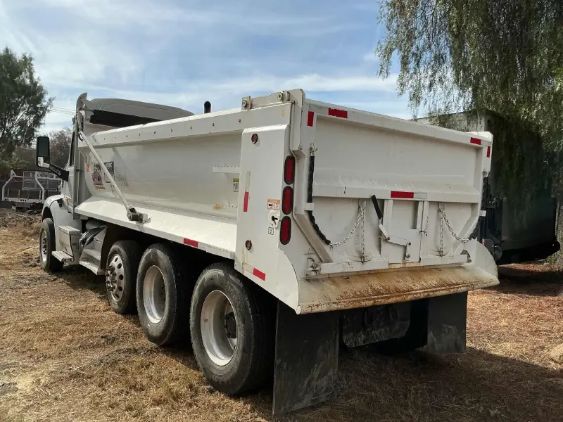 2016 Peterbilt 579