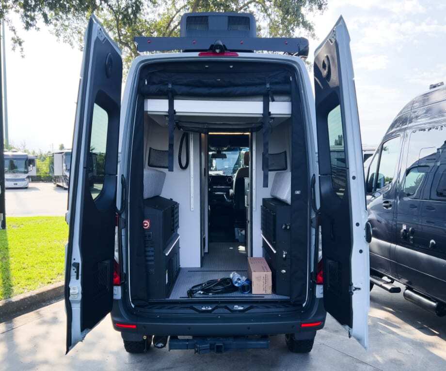 2027 Tiffin GH1 19BV BASE in sanford FL