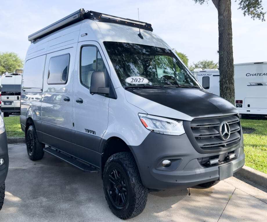2027 Tiffin GH1 19BV BASE in sanford FL