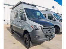2027 Tiffin Motorhomes GH1 SE Review image