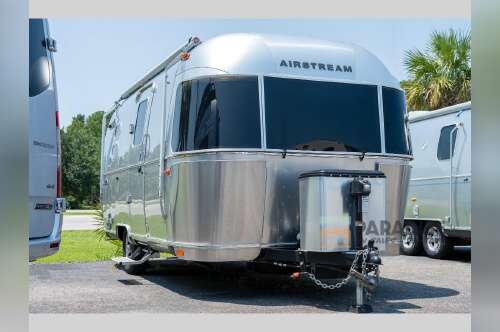 2023 Airstream Caravel 20FB in north charlestion SC