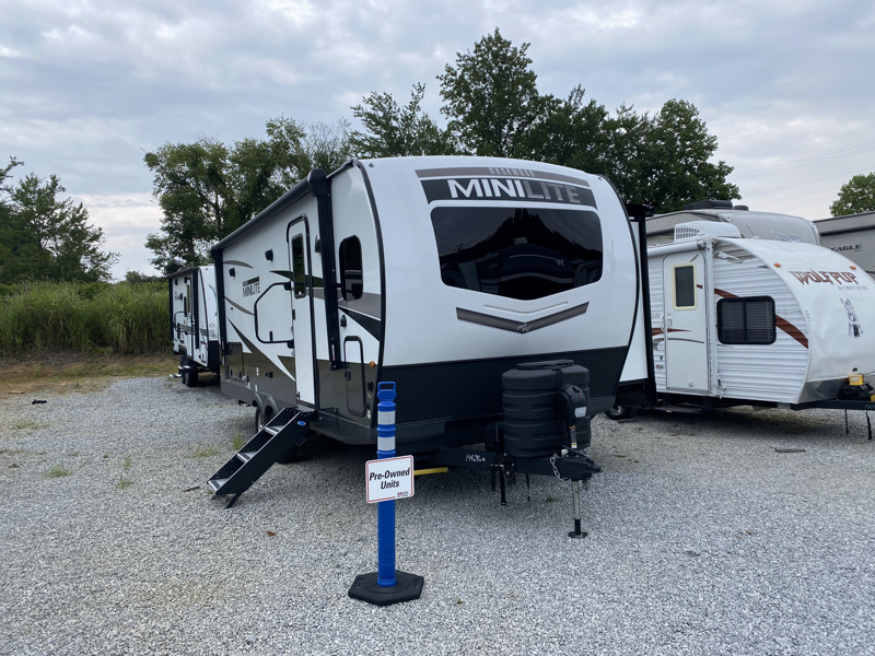2024 Forest River Rv Rockwood Signature 2506S in hendersonville NC