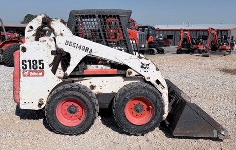 2011 BOBCAT S185 in Springdale, AR