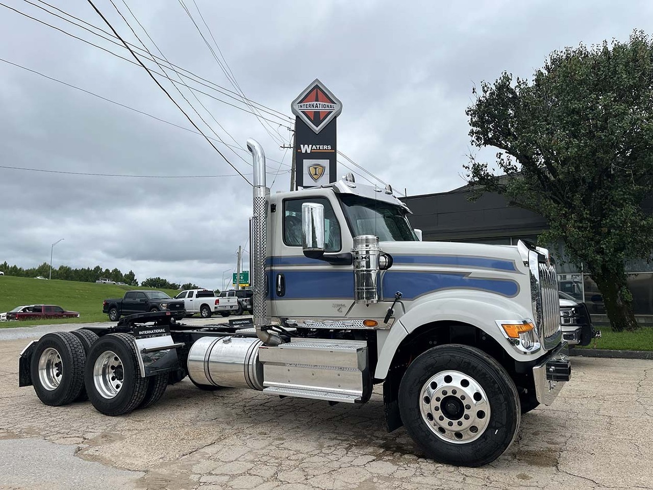 2027 INTERNATIONAL HX 520 in Columbus, MS