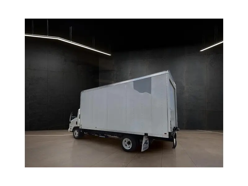 2025 ISUZU NPR