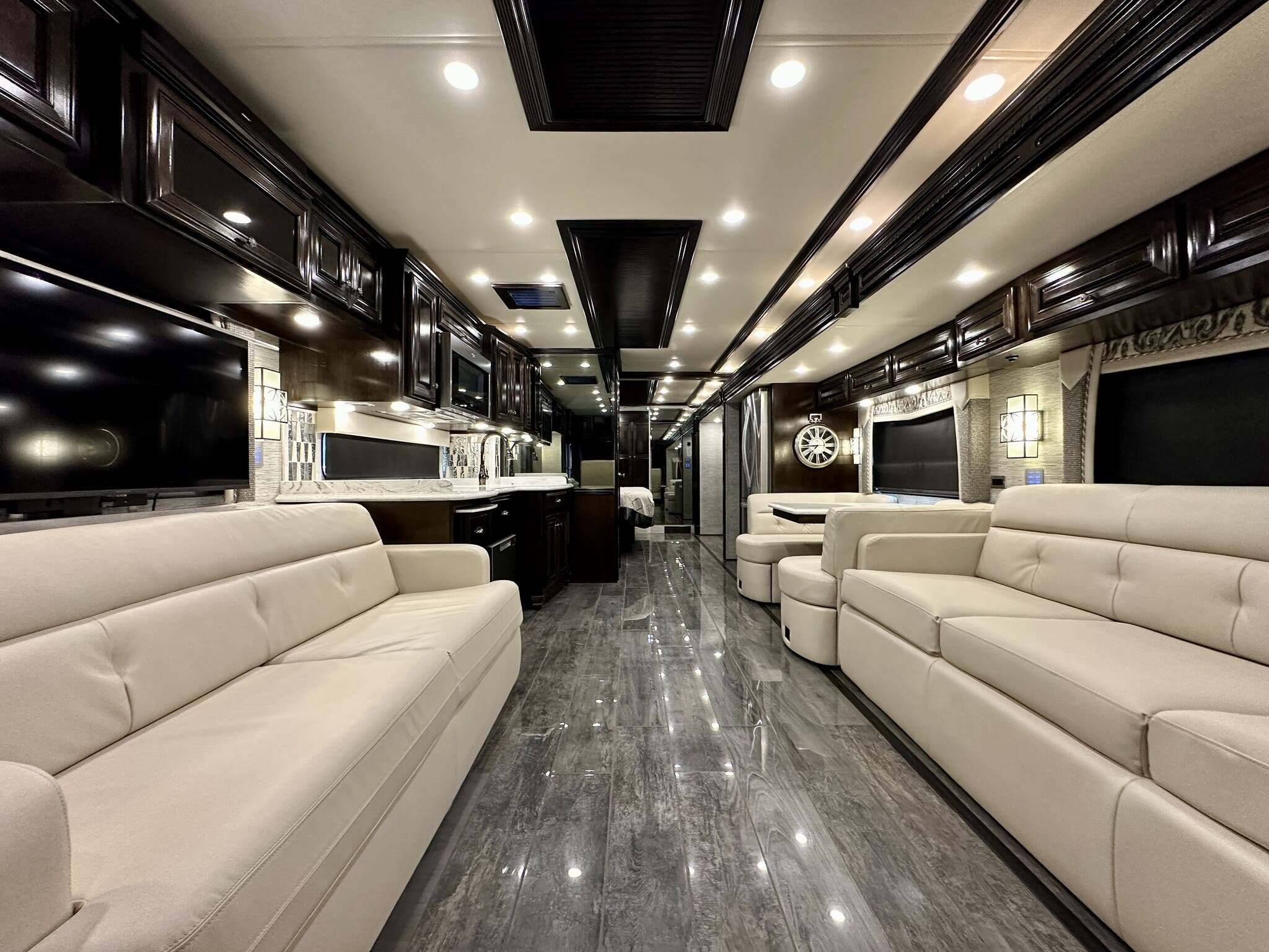 2018 Newmar Dutch Star 4369 in fort myers FL