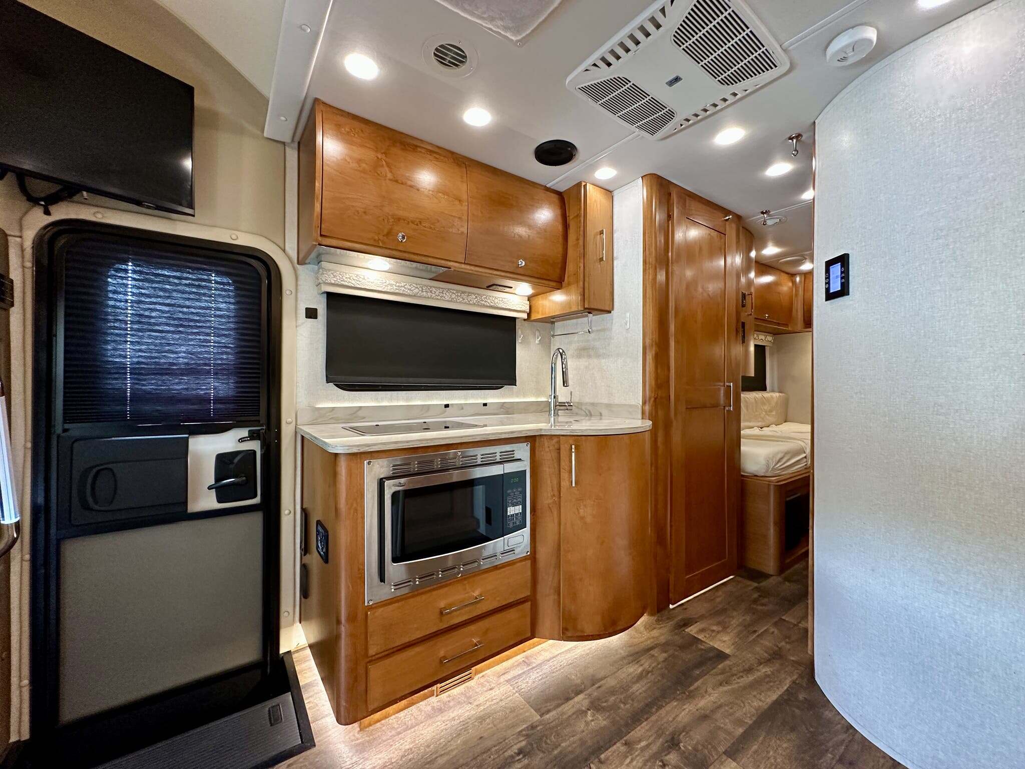2019 Tiffin Wayfarer 24 TW in fort myers FL