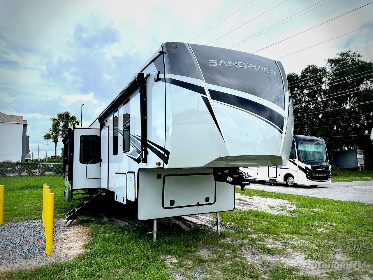 2024 Forest River Sandpiper 4002FB in bushnell FL