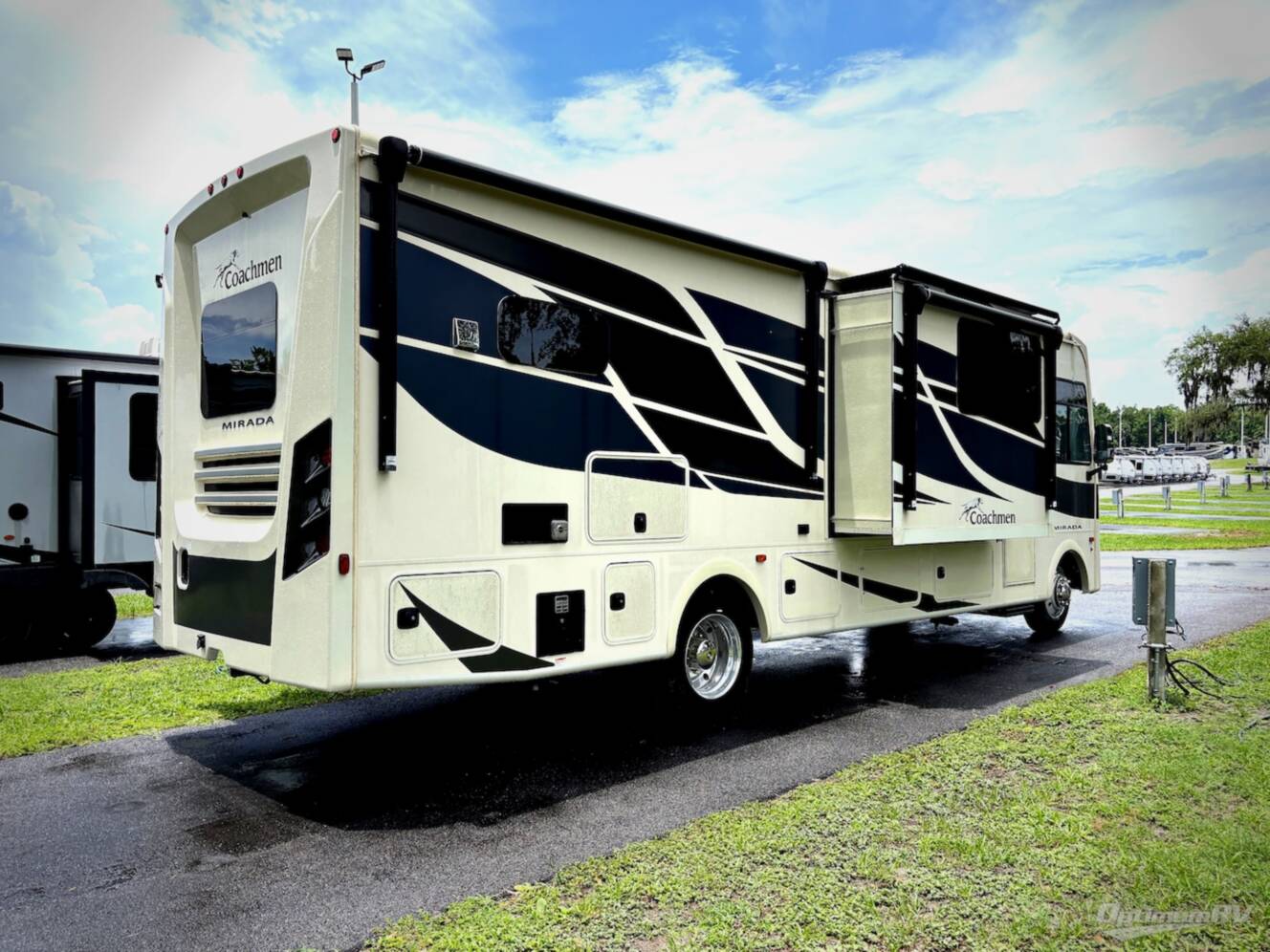 A photo of this 2022 Coachmen Mirada 315KS