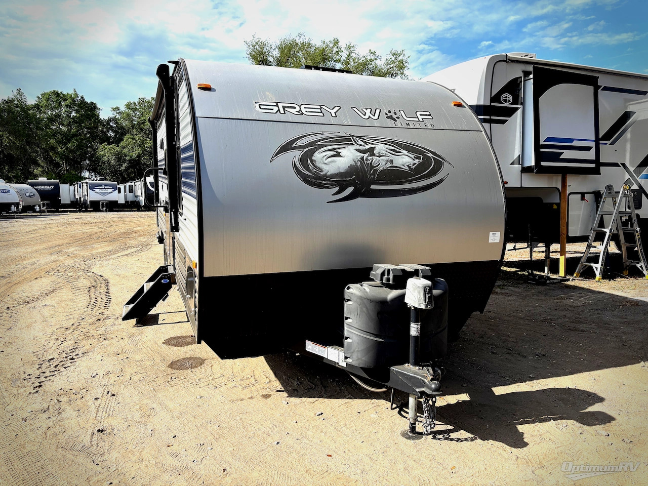 2022 Forest River Cherokee Grey Wolf 26DBH in zephyrhills FL
