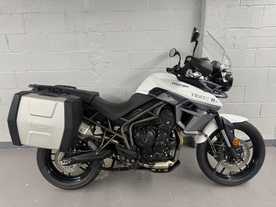 2015 Triumph Tiger 800 XRX 800 XRX in Elmsford, NY