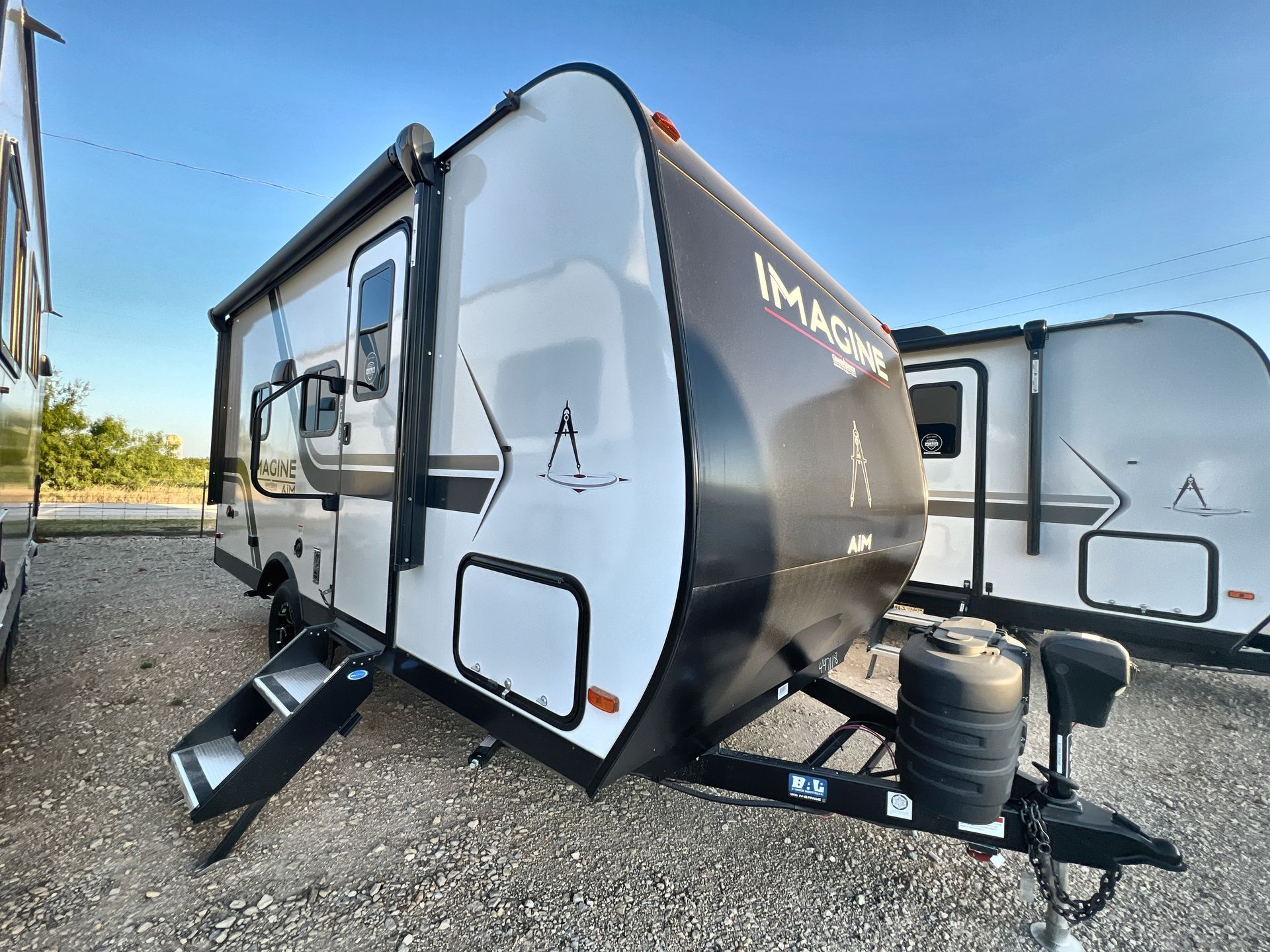 2027 Grand Design Imagine AIM 16MLA RV