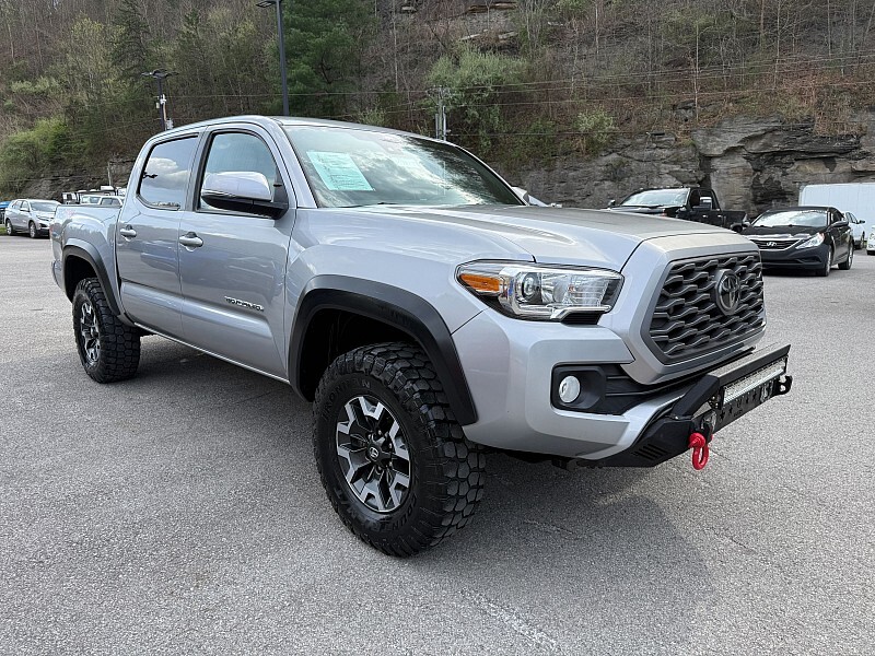 2021 TOYOTA TACOMA in Prestonsburg, KY