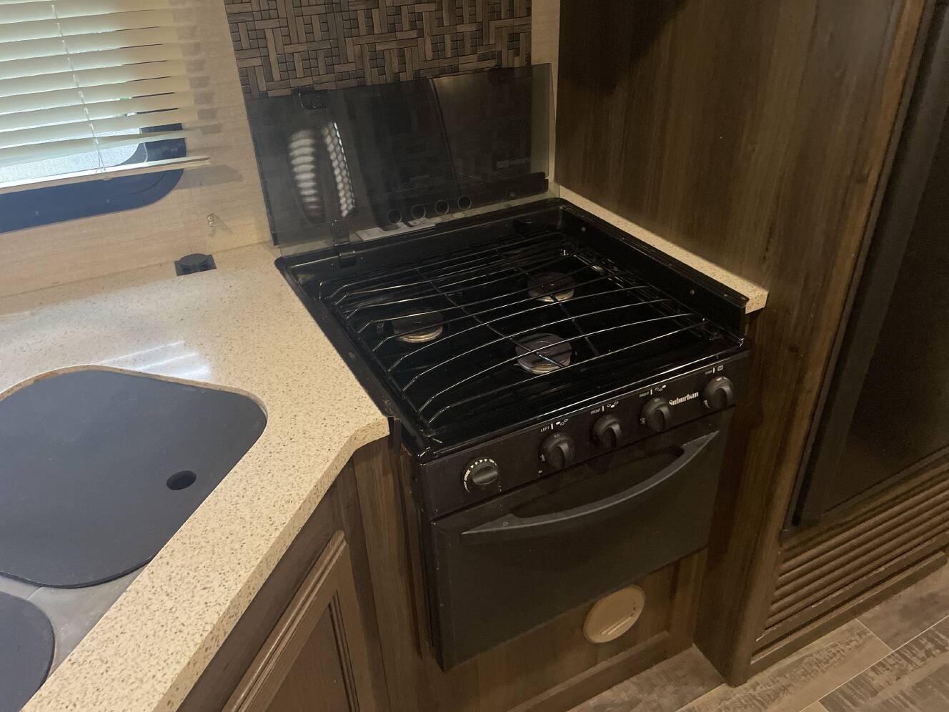A photo of this 2018 Keystone BULLET PREMIER 22RBPR