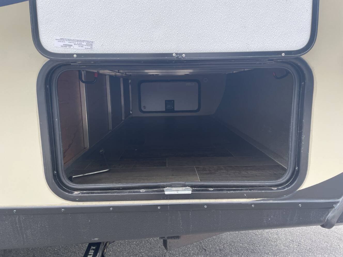 A photo of this 2018 Keystone BULLET PREMIER 22RBPR