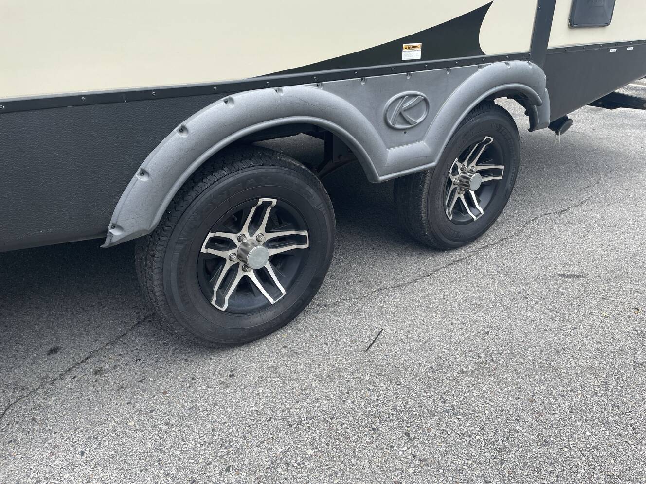 A photo of this 2018 Keystone BULLET PREMIER 22RBPR