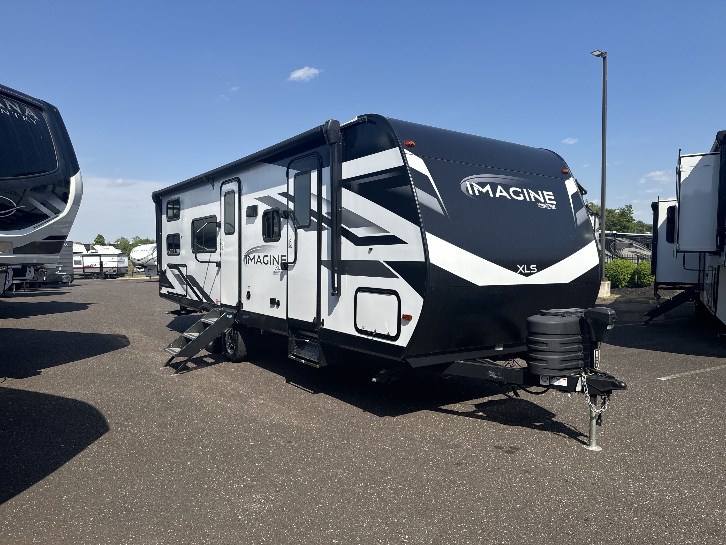 2024 Grand Design IMAGINE XLS 25DBE RV