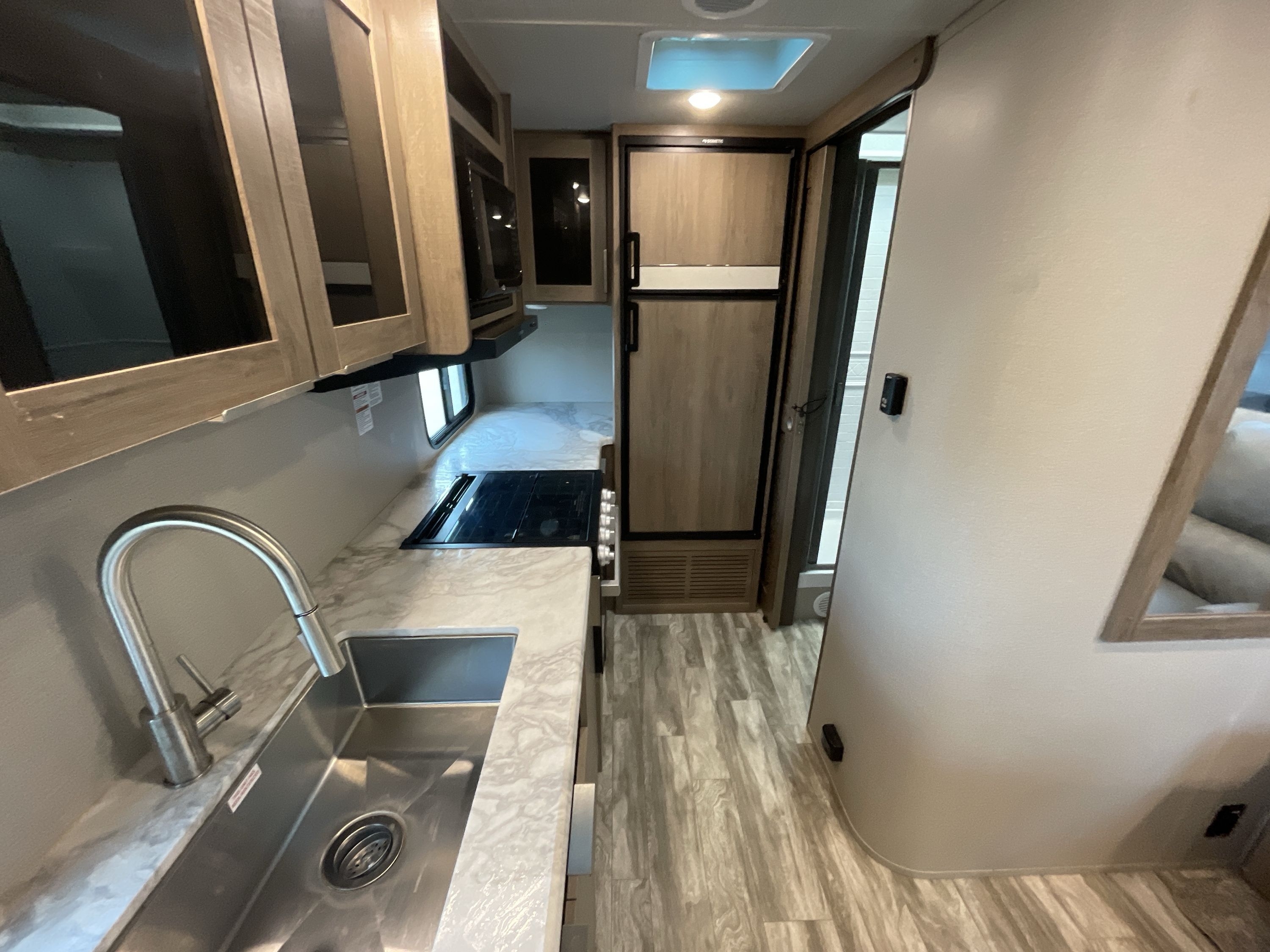 2021 Grand Design IMAGINE XLS 17MKE in alvarado TX