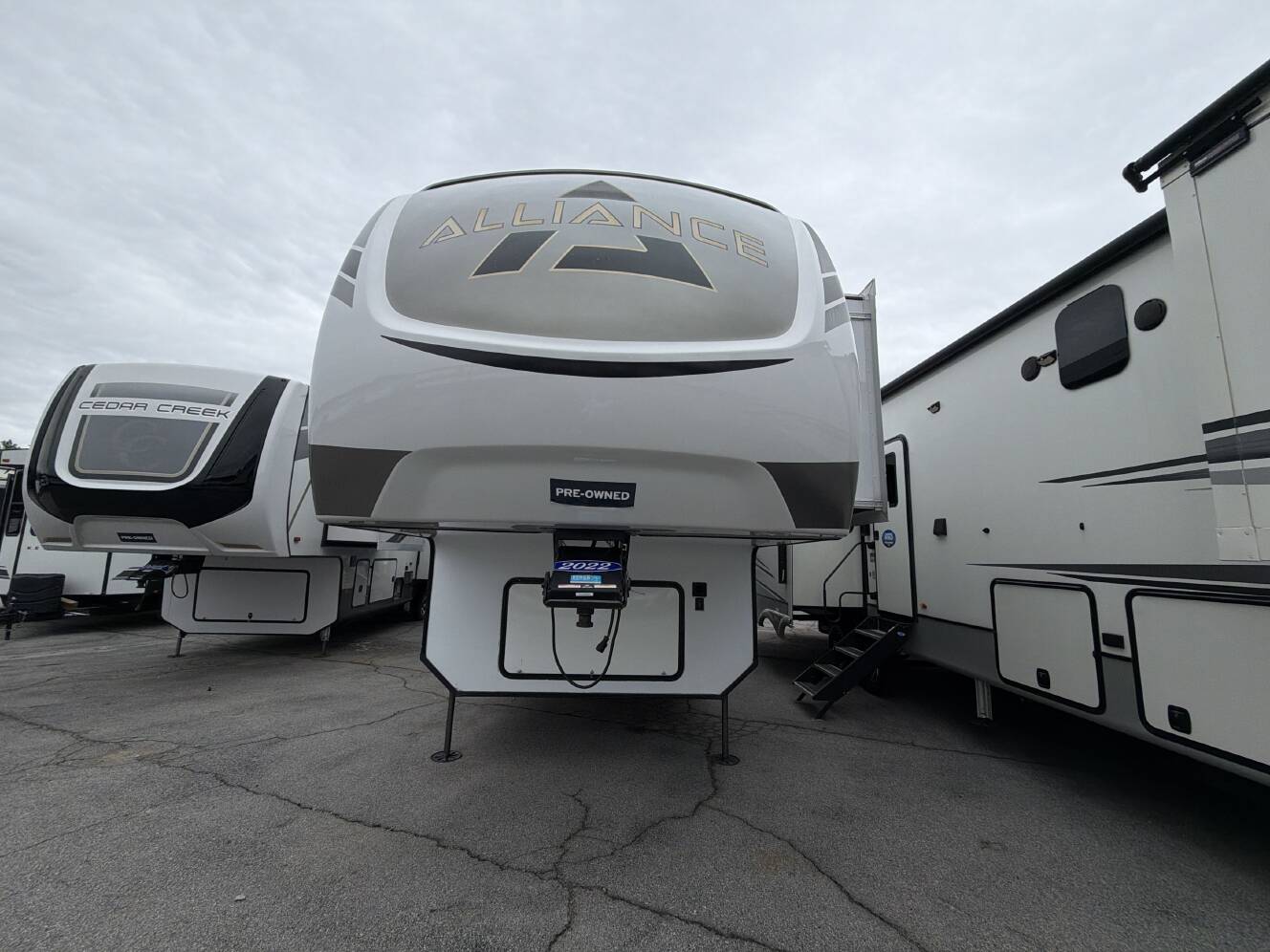 A photo of this 2022 Alliance PARADIGM 310RL