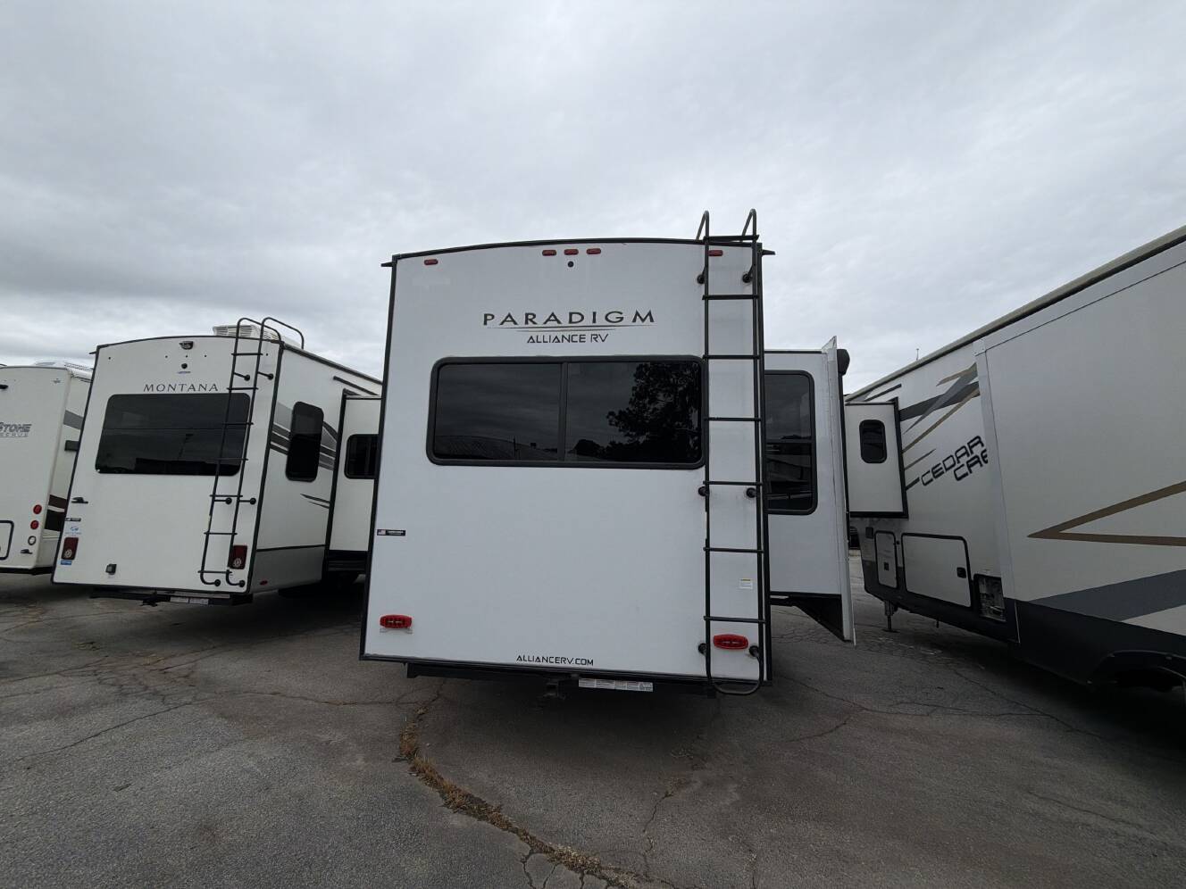 A photo of this 2022 Alliance PARADIGM 310RL