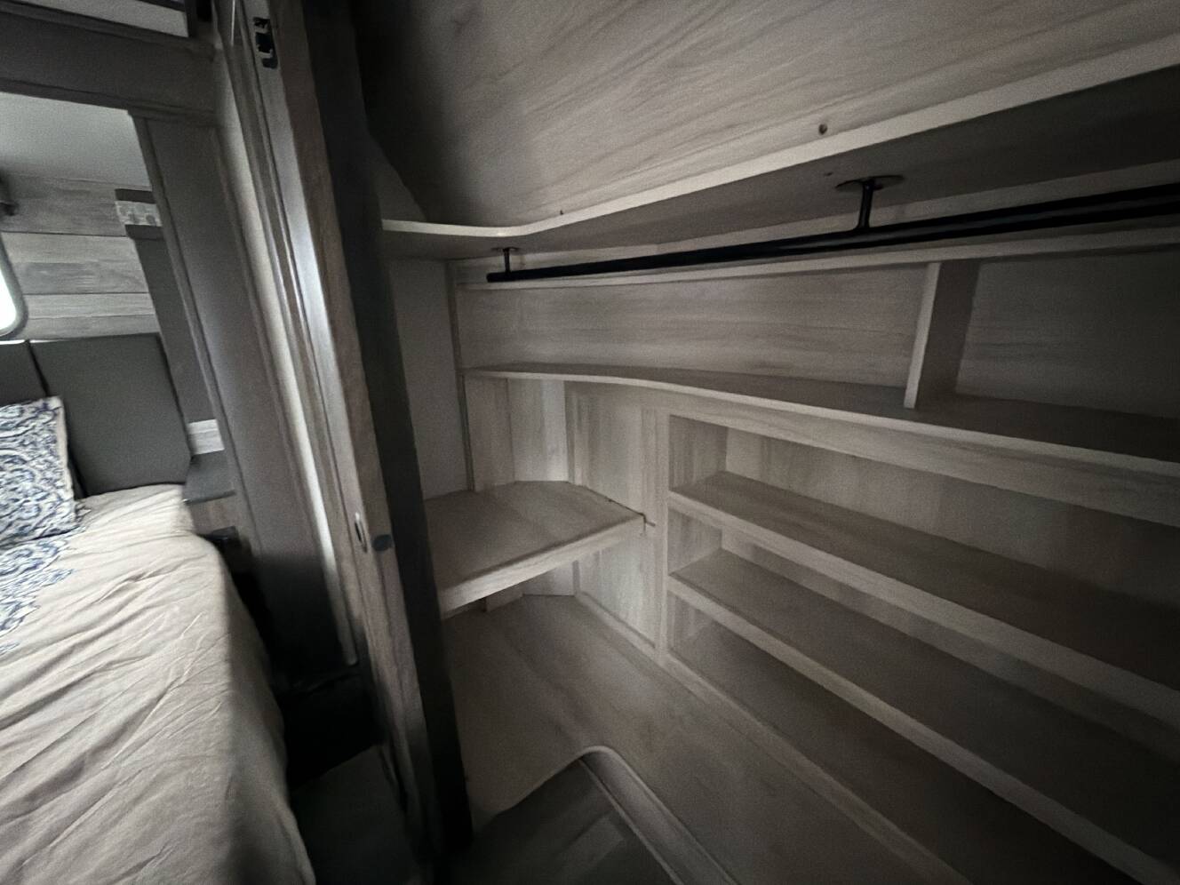 A photo of this 2022 Alliance PARADIGM 310RL