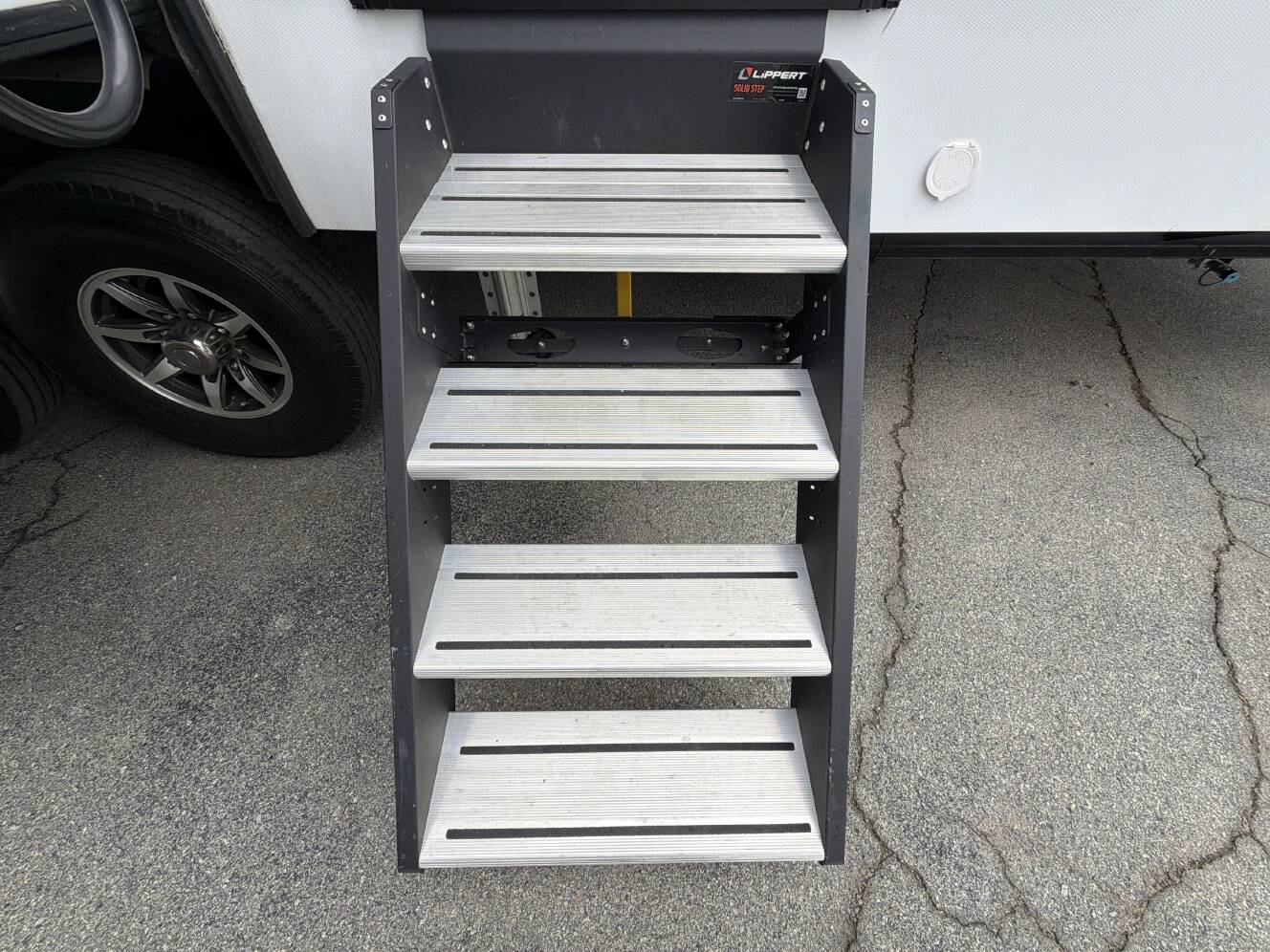 A photo of this 2022 Alliance PARADIGM 310RL