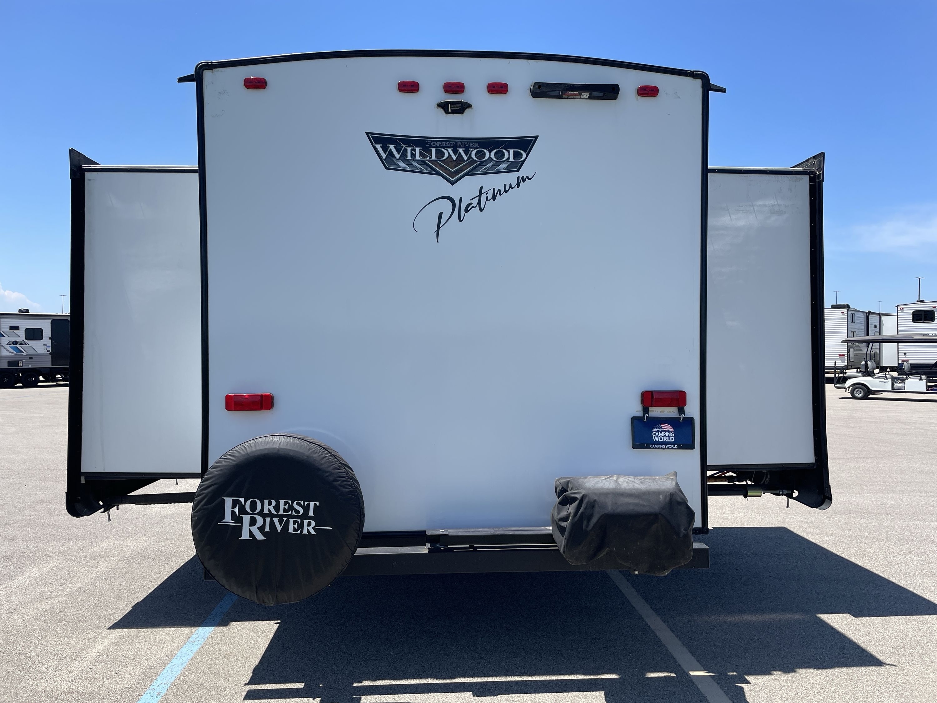 Used 2024 Forest River Wildwood X 31KQBTS For Sale in Alvarado, TX