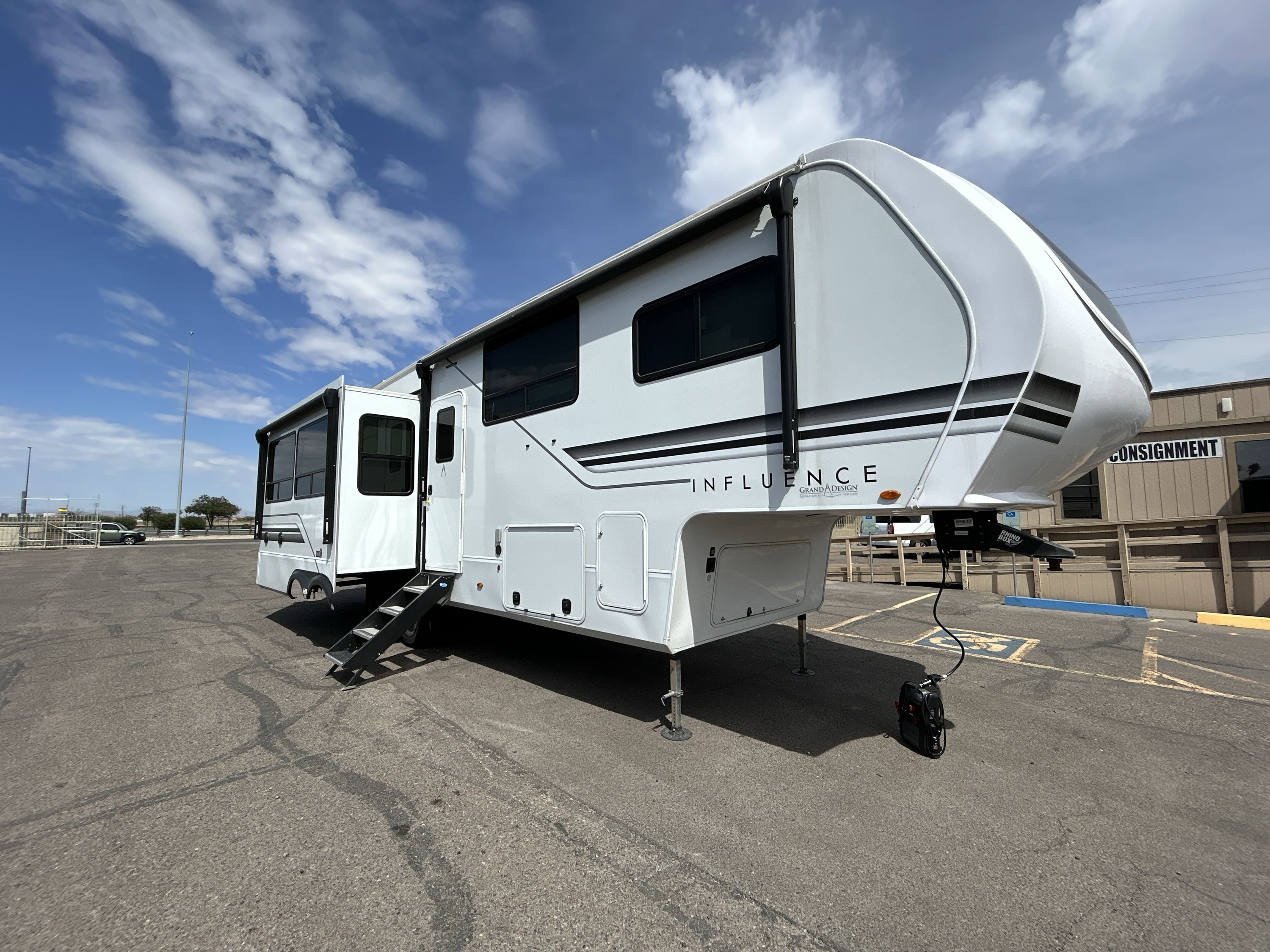 2024 Grand Design INFLUENCE 2903RL in el mirage AZ