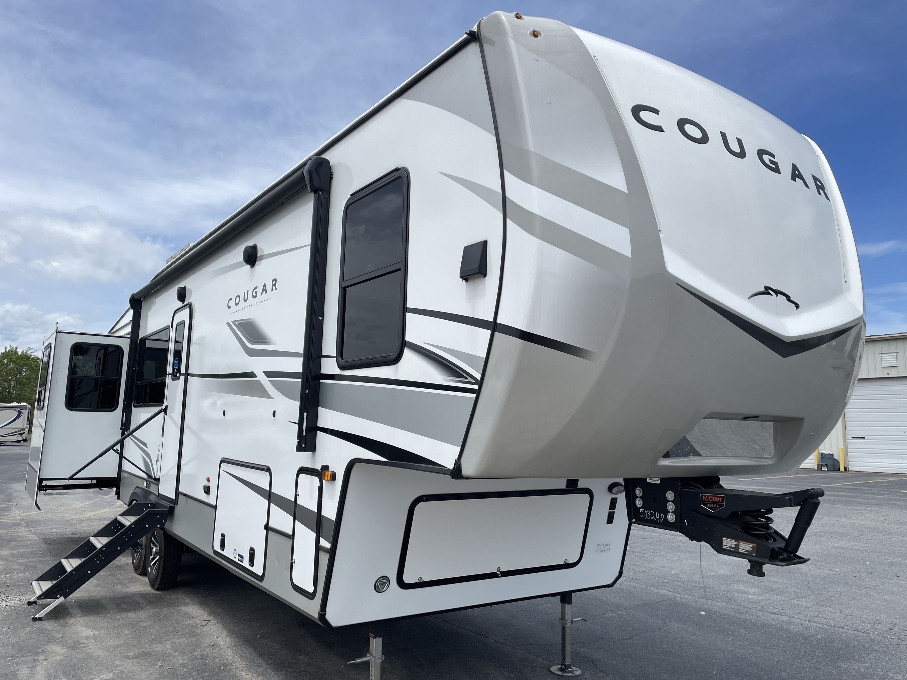 2025 Keystone COUGAR 320RDS in hendersonville NC