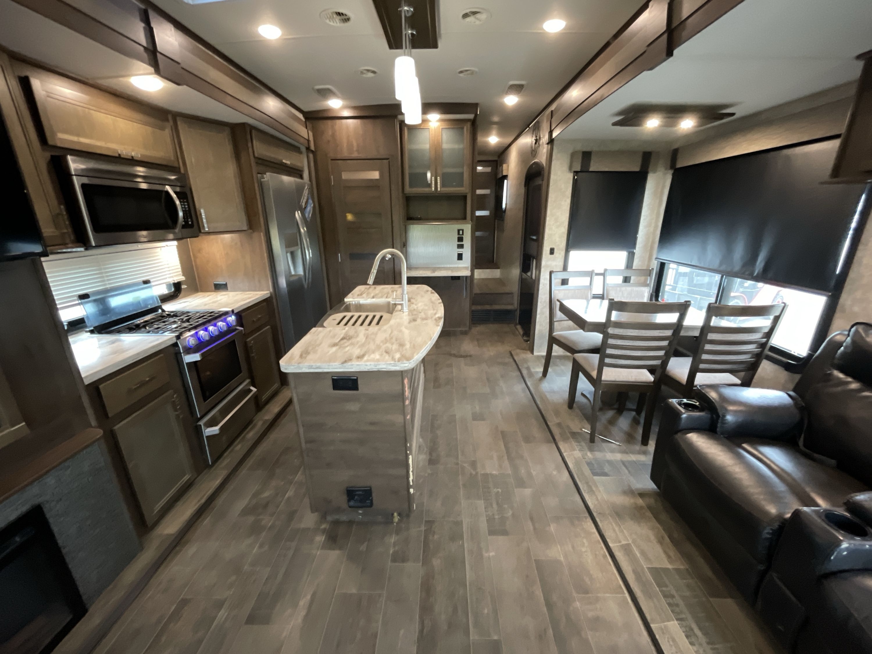 2018 Highland Ridge OPEN RANGE 3X 384RLS in alvarado TX