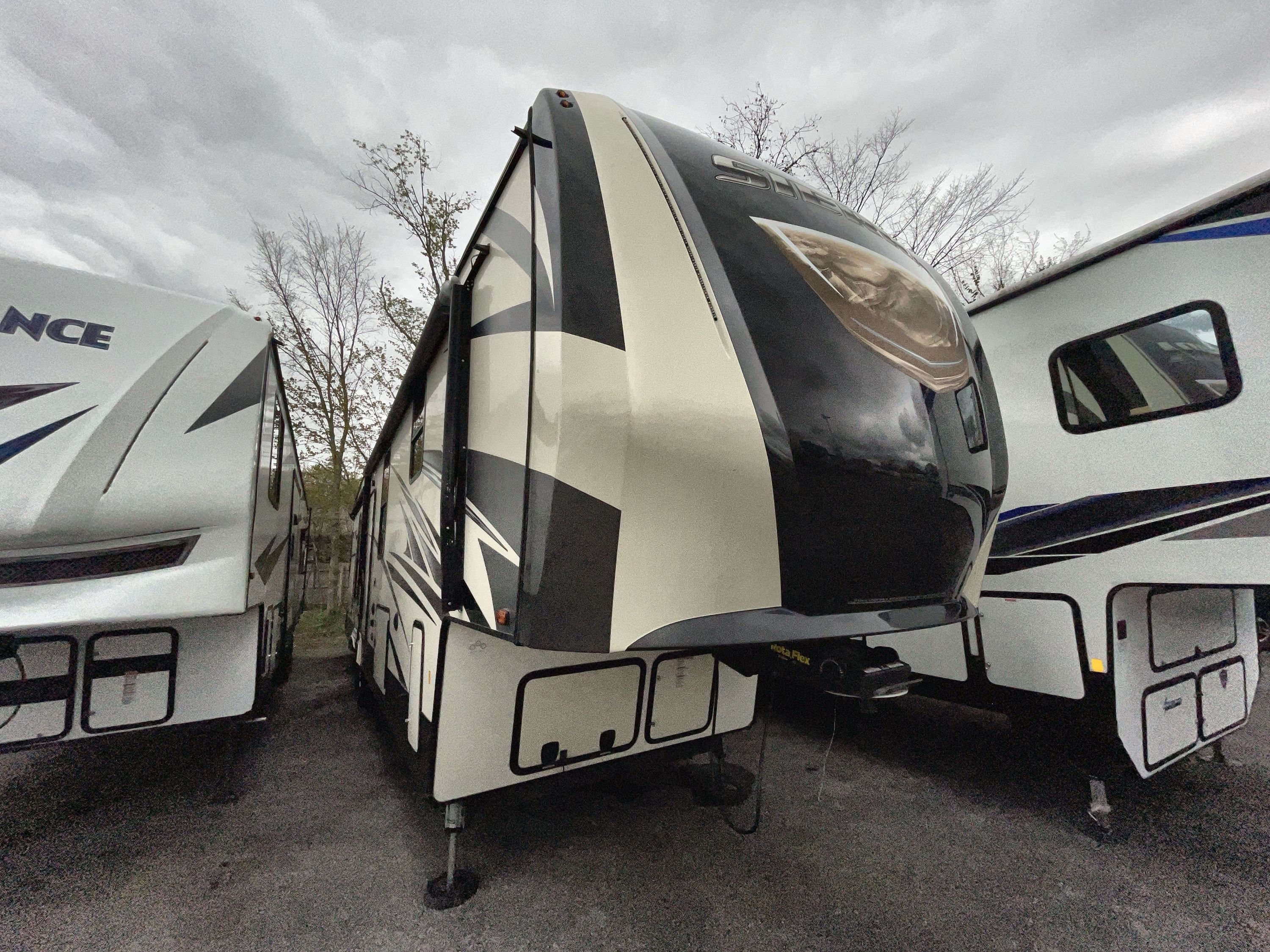 2019 Forest River SIERRA 378FB RV