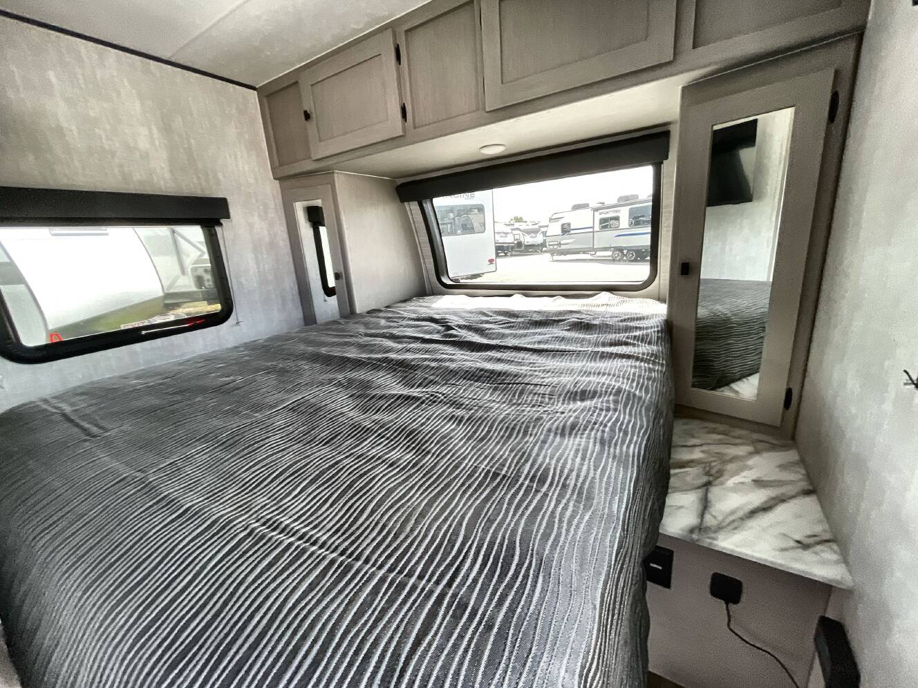 A photo of this 2024 Coachmen APEX ULTRA-LITE 215RBK