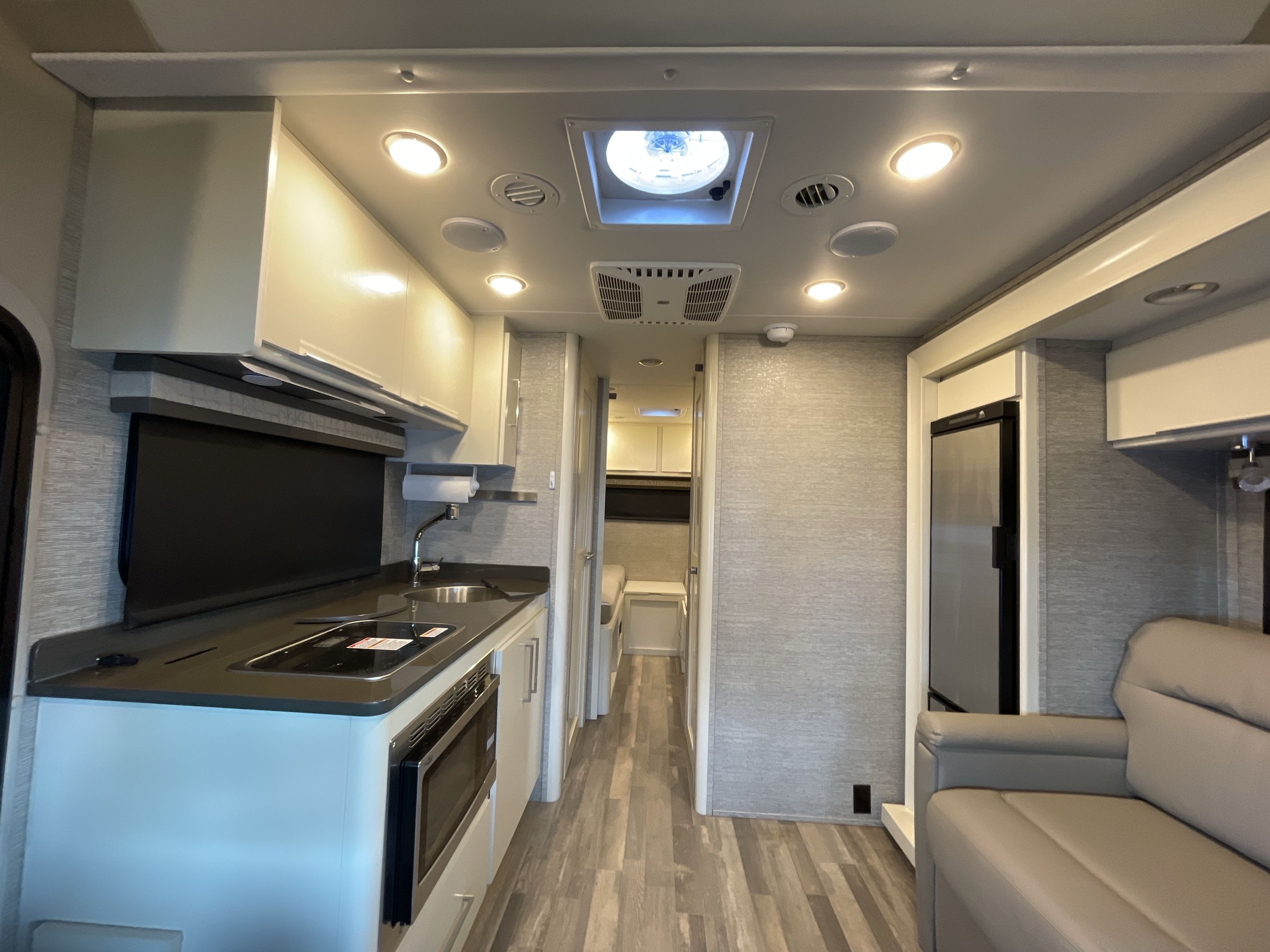 2020 Tiffin WAYFARER 24TW in breaux bridge LA