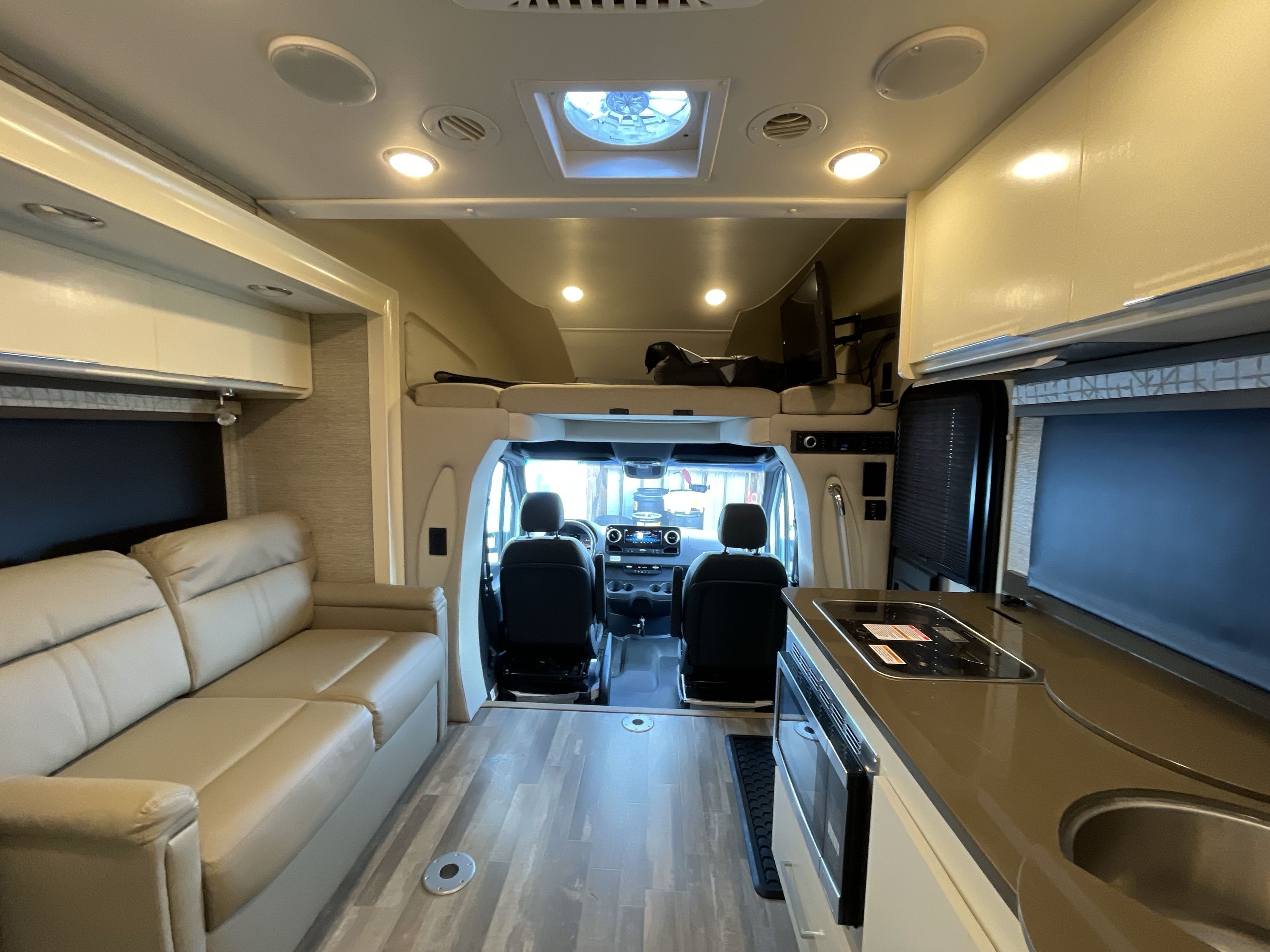2020 Tiffin WAYFARER 24TW in breaux bridge LA