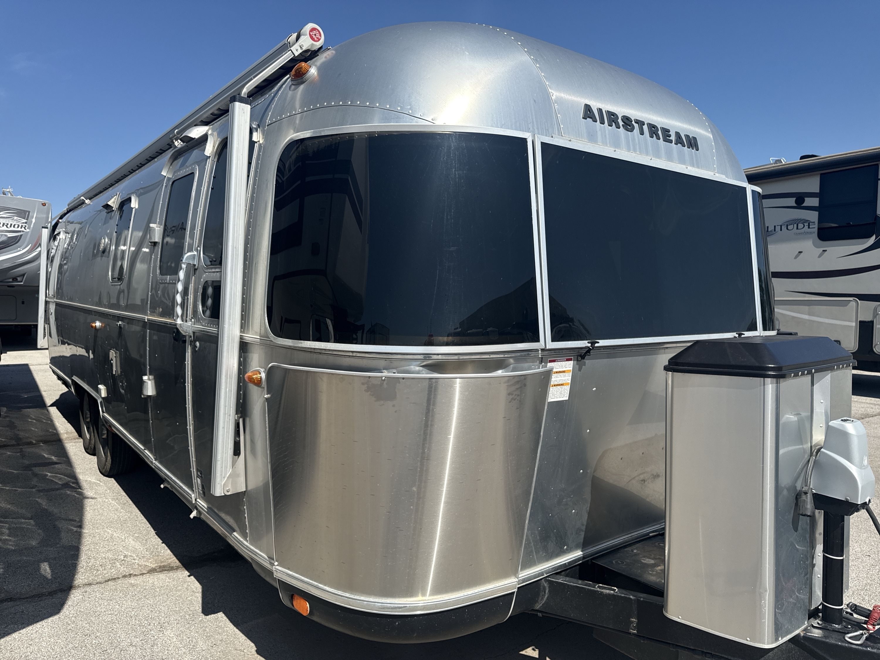 2017 Airstream CLASSIC 30 in tulsa OK