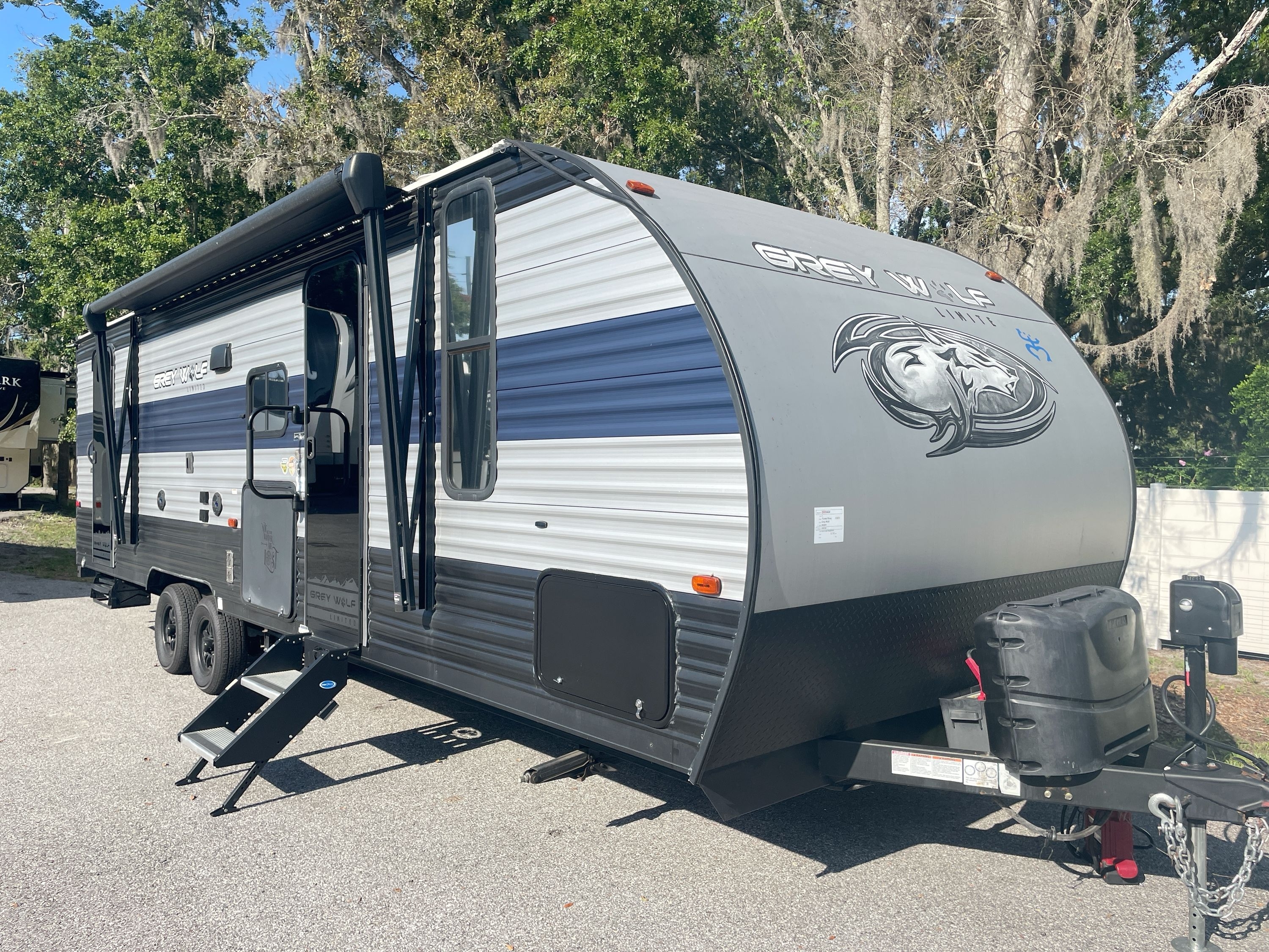 2021 Forest River GREY WOLF 26DBH in dover FL