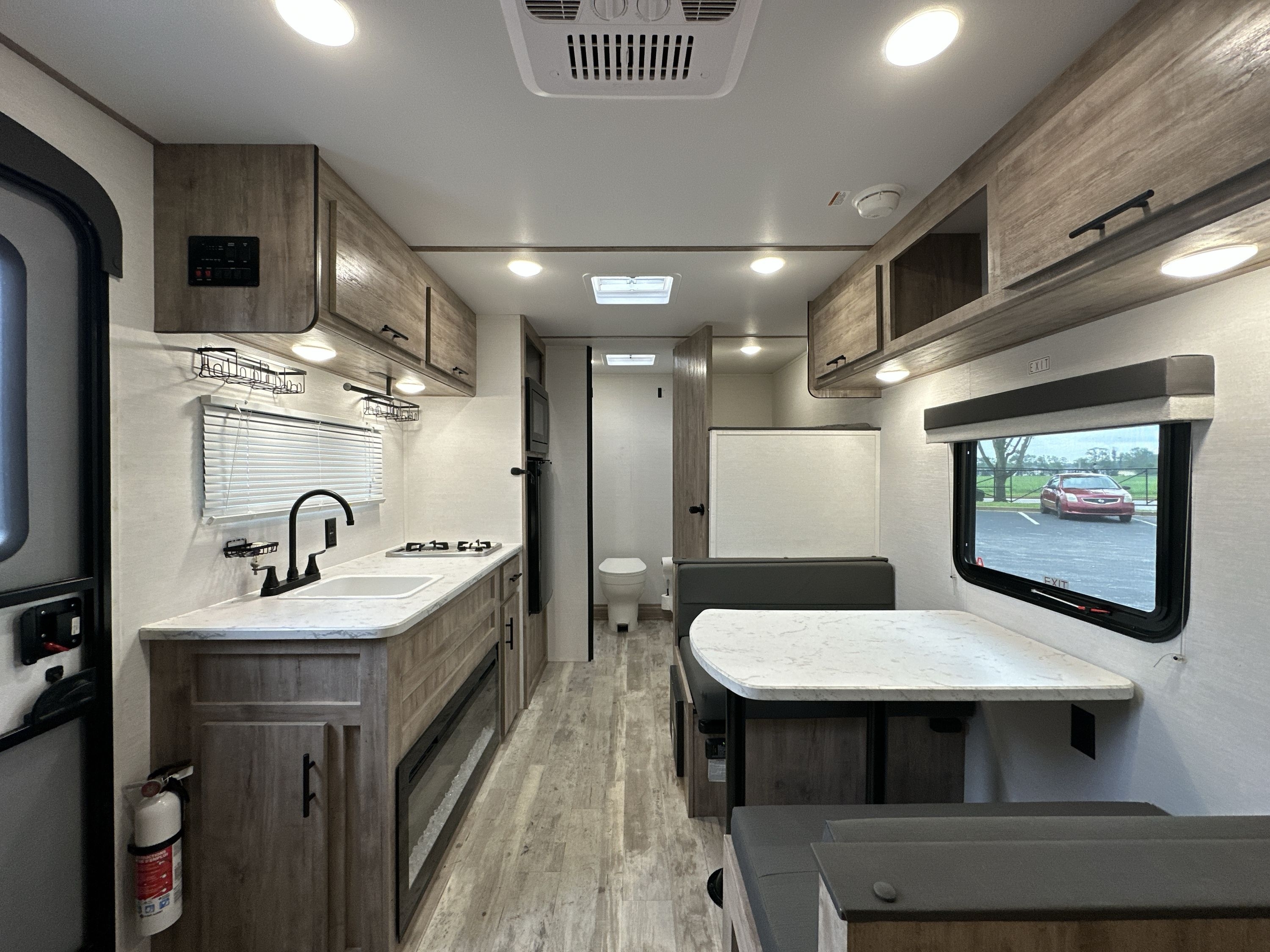 2025 Gulf Stream ENLIGHTEN 17BH in bowling green KY