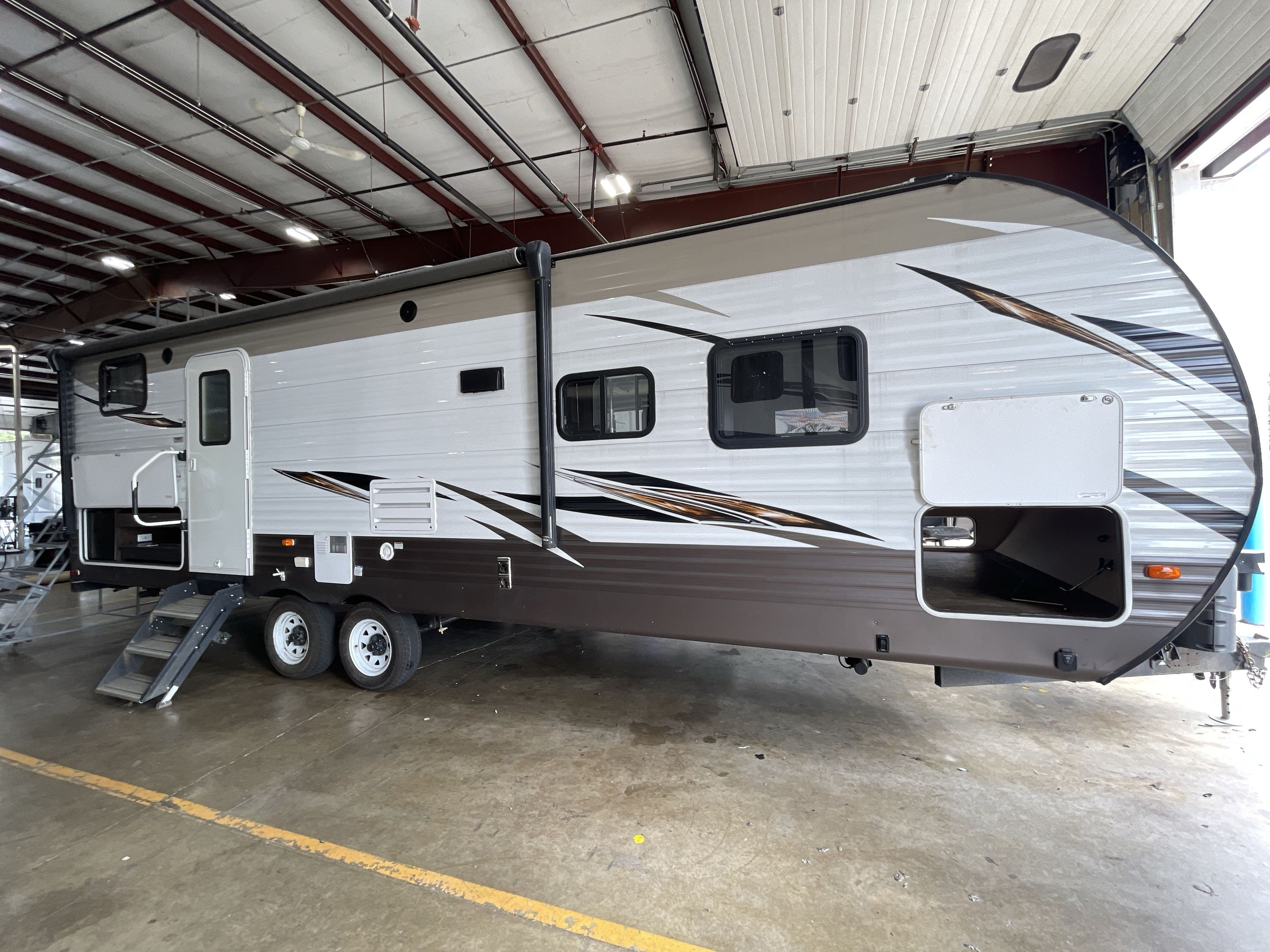2019 Forest River WILDWOOD 27DBK RV