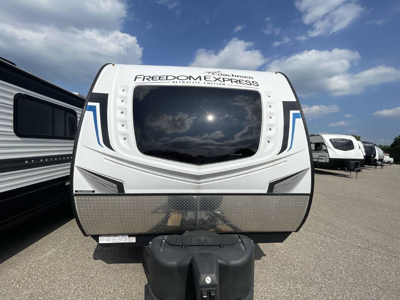 A photo of this 2023 Coachmen FREEDOM EXPRESS ULTRA LITE 252RBS