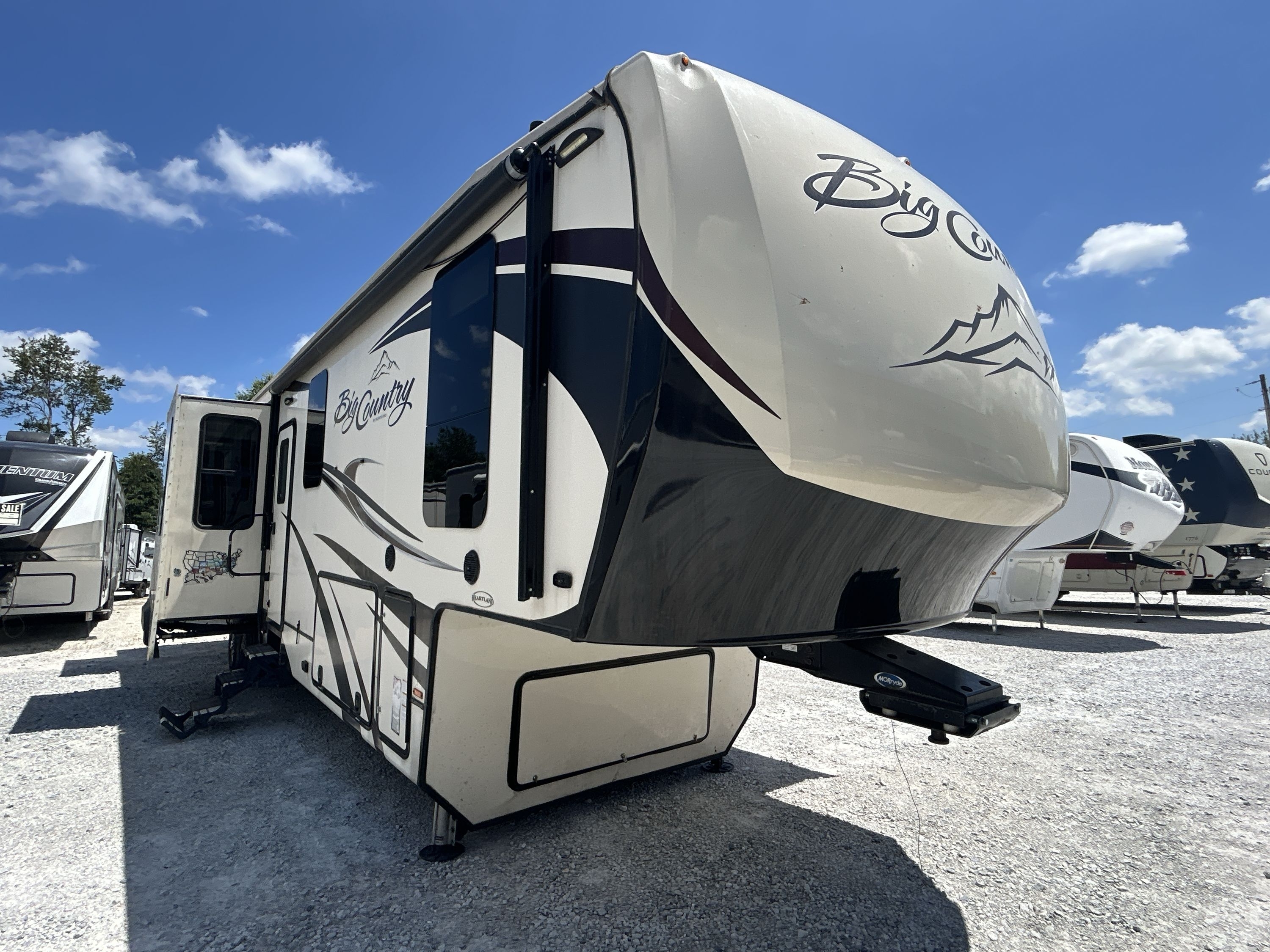 2018 Heartland BIG COUNTRY 4011ERD RV