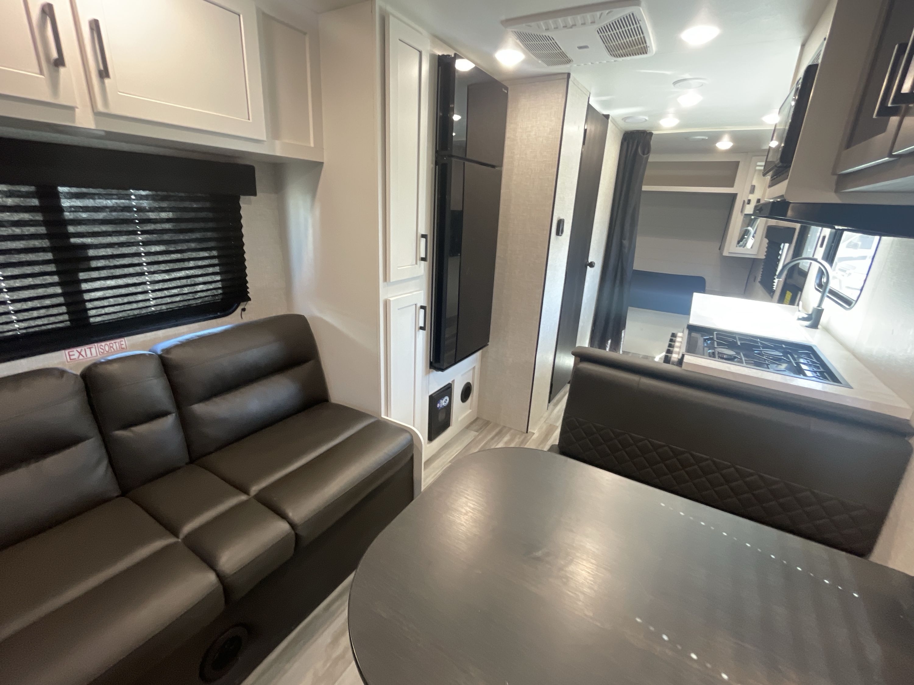 2024 Jayco JAY FLIGHT SLX 210QBW in menifee CA